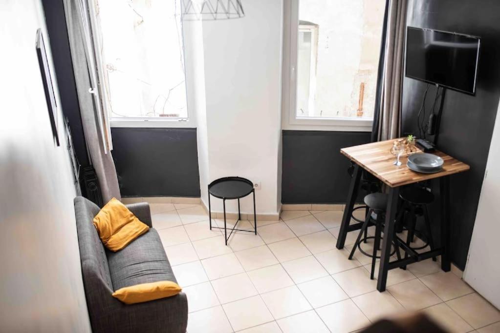 Appartement Tout Equipe Au Coeur Du Vieux Port Marsiglia Esterno foto