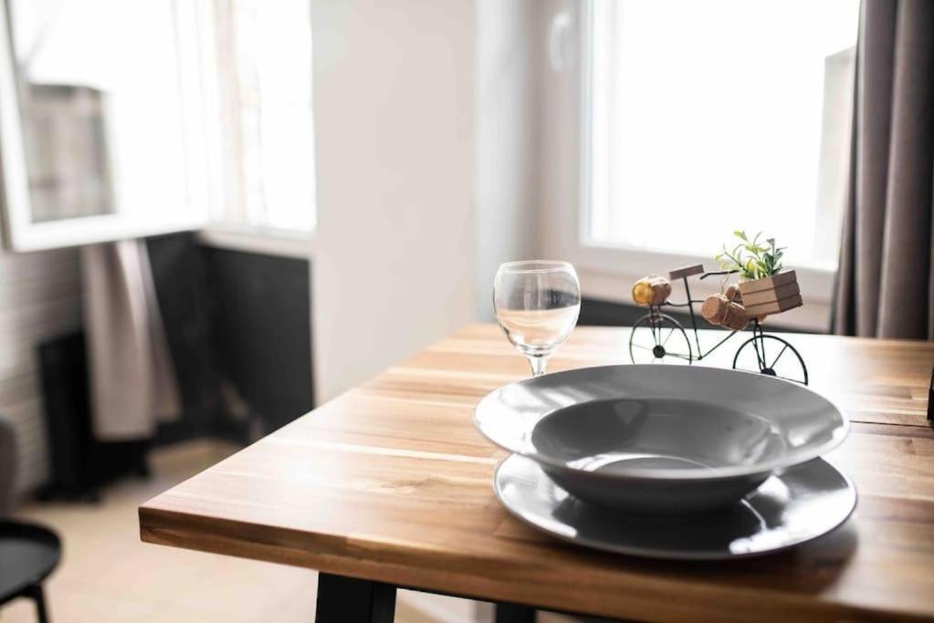 Appartement Tout Equipe Au Coeur Du Vieux Port Marsiglia Esterno foto